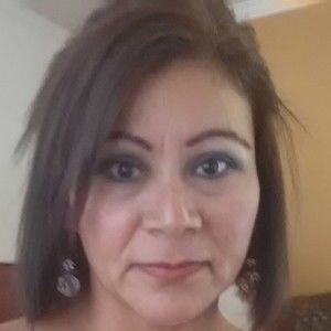 Meet your Posher, Angie